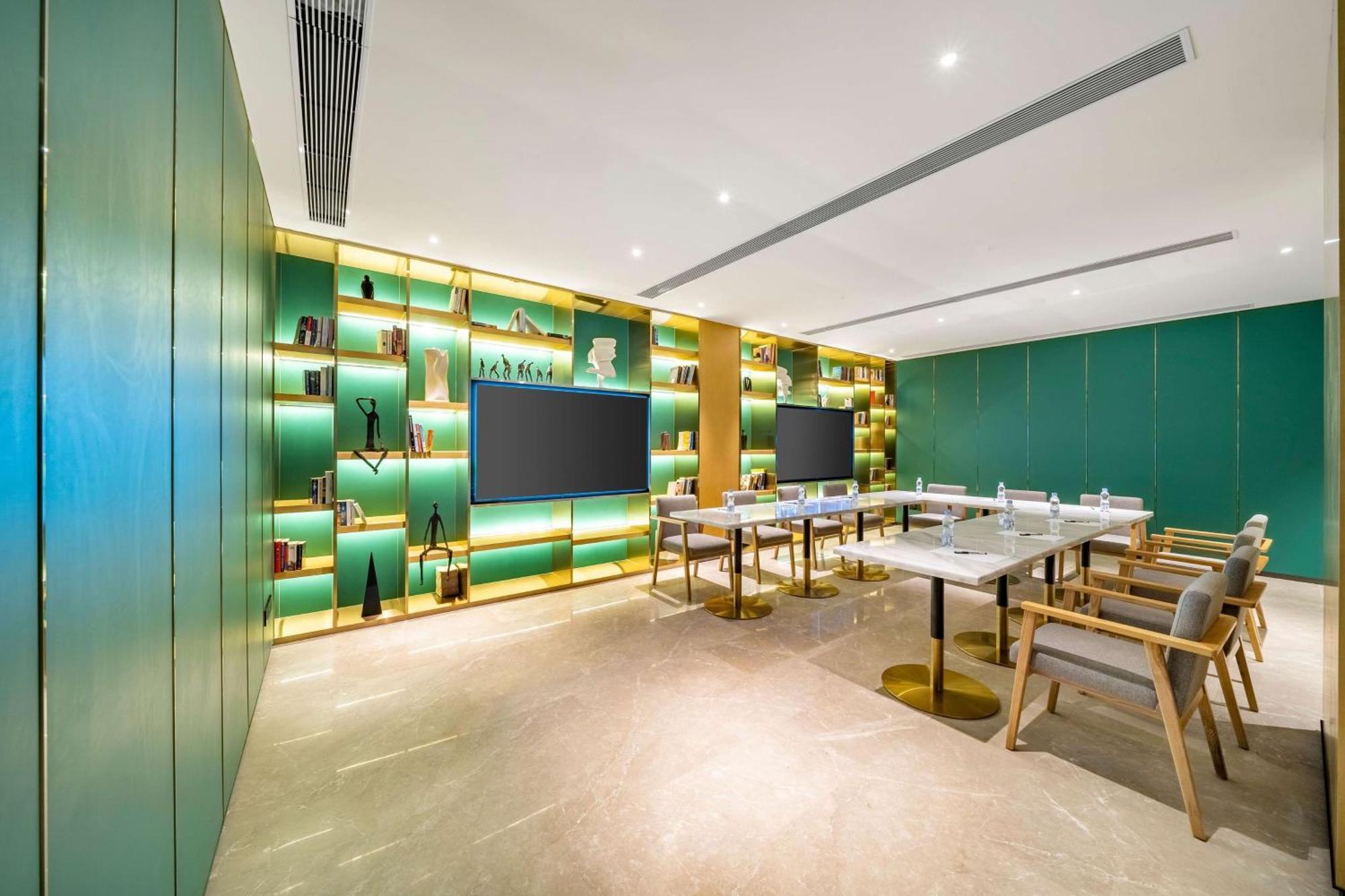 Hilton Garden Inn Chengdu Kuanzhai Alley Zewnętrze zdjęcie