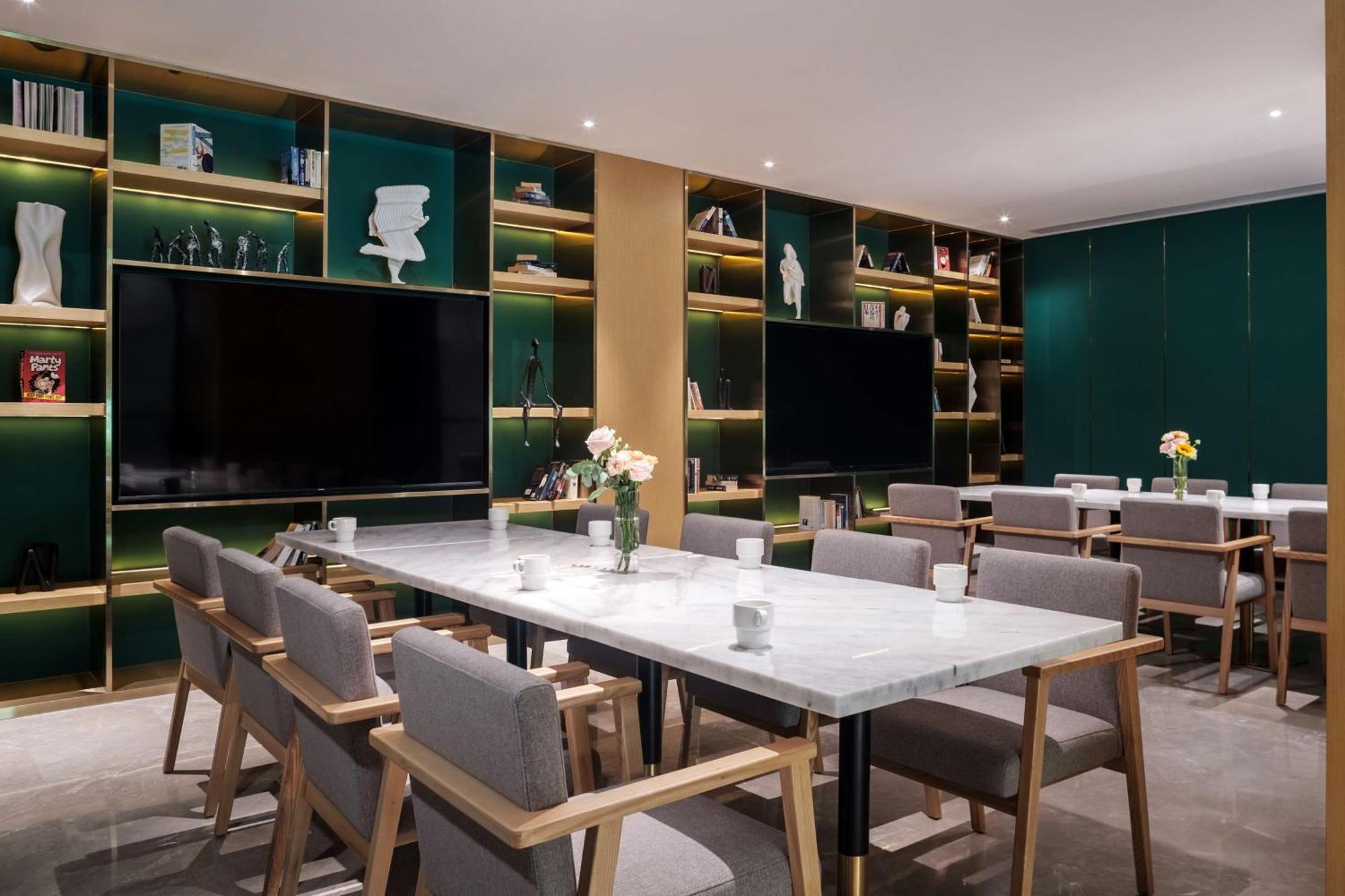 Hilton Garden Inn Chengdu Kuanzhai Alley Zewnętrze zdjęcie